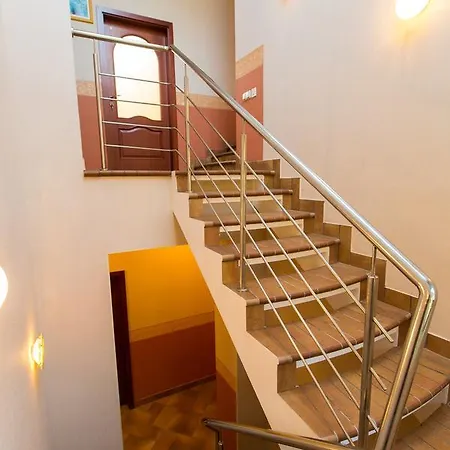 10 Hotel Lviv